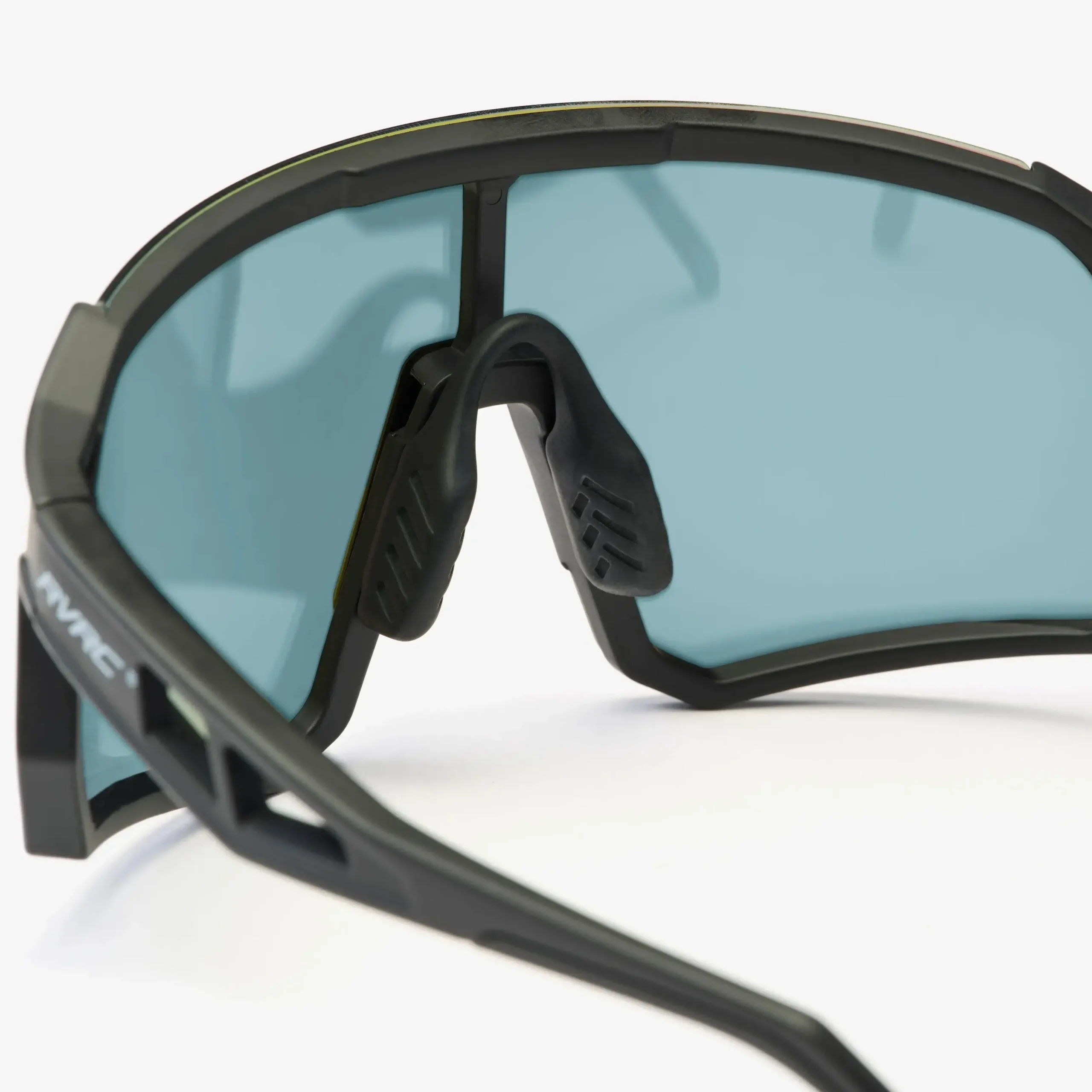 Castor Polarized Sports Sunglasses Black/Red Gold