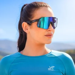 Castor Polarized Sports Sunglasses Black/Green Blue