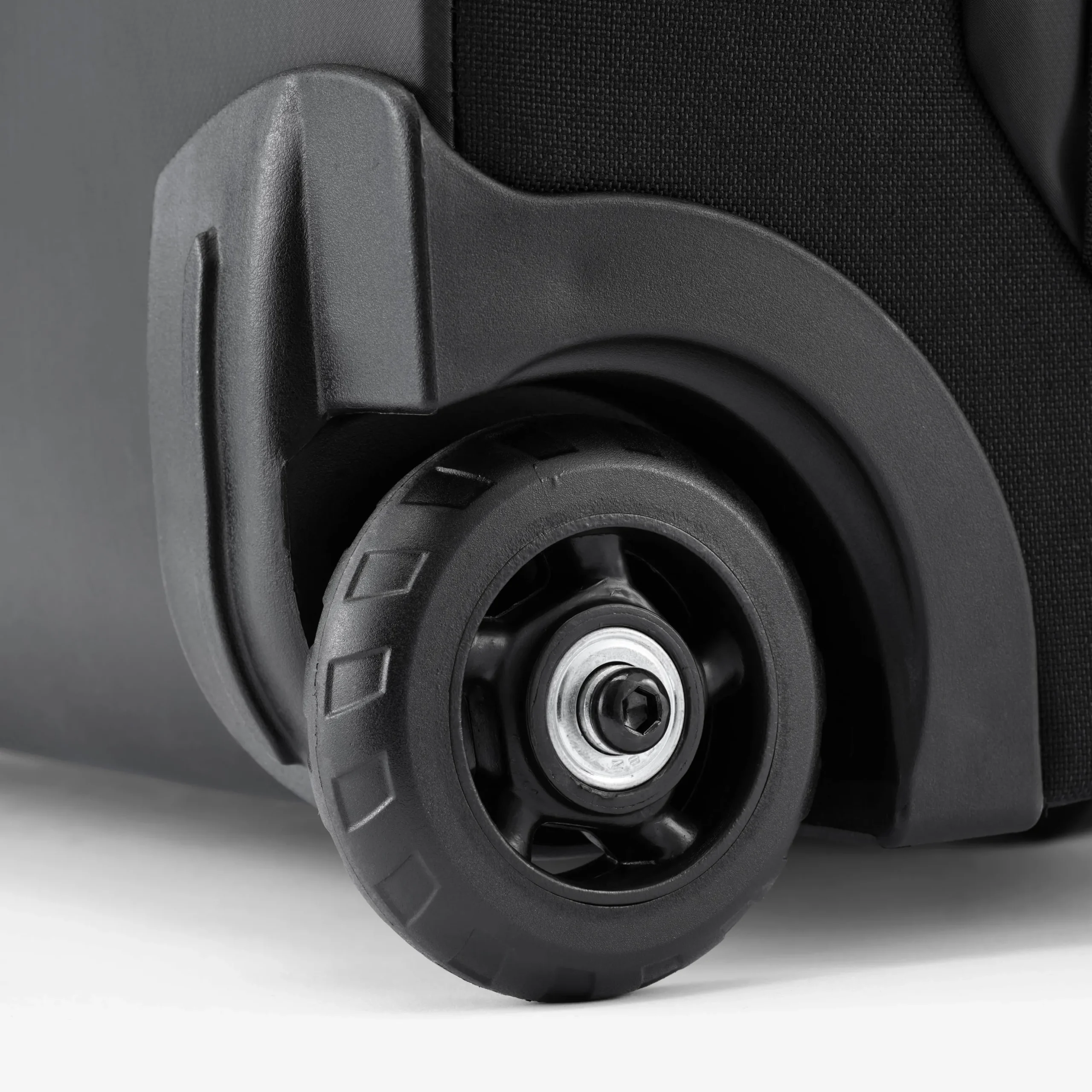 Destination Wheeled Trolley 90L Black