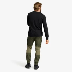 Easy Long-sleeved T-shirt Herren Black