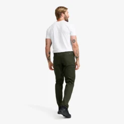 Maple Stretch Chinos Herren Rosin Green