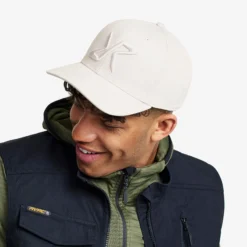 Snapback Logo Cap Rainy Day