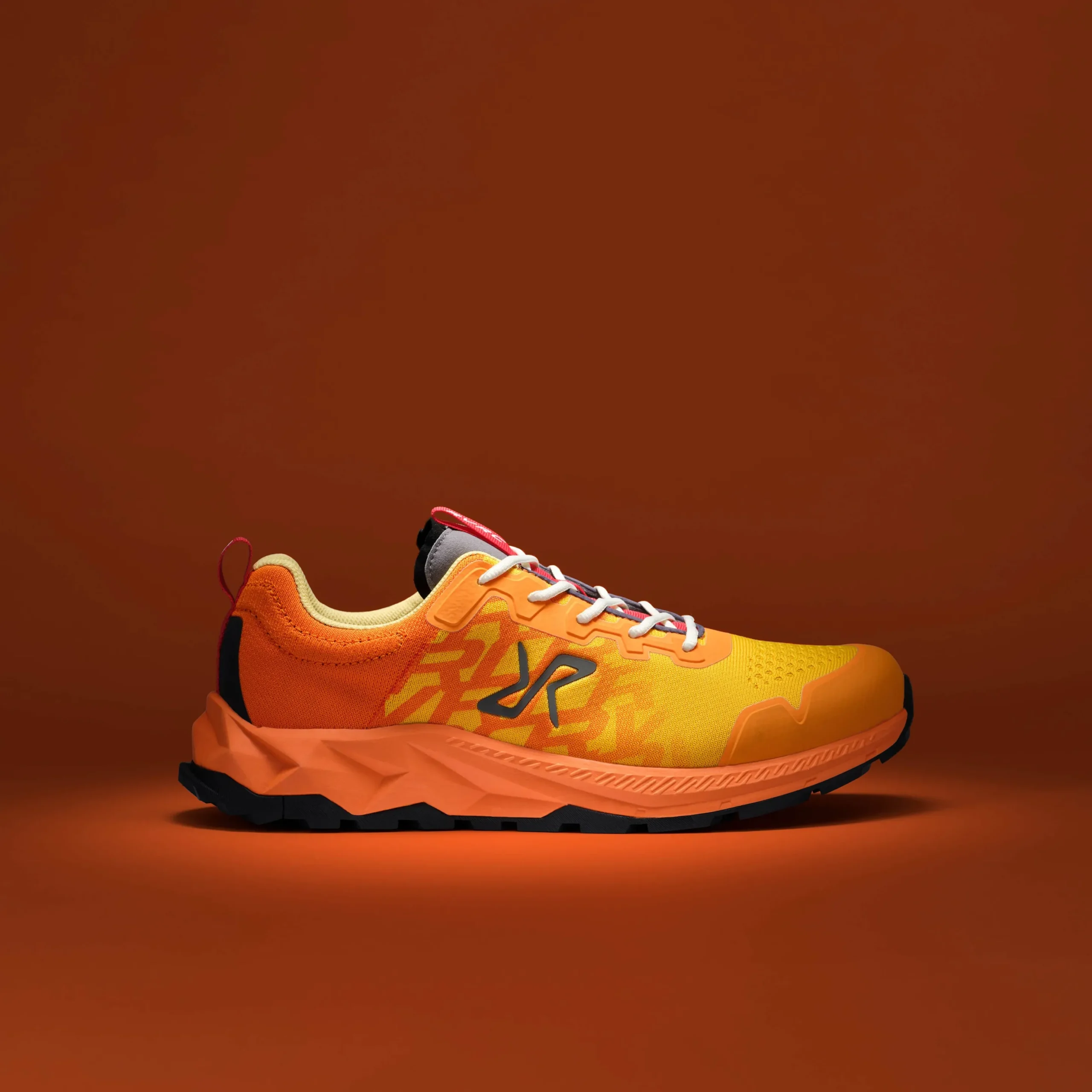 Trailknit Waterproof Hiking Sneakers Herren Yellow